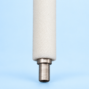 Straight vertical view of Canon IR 2520 Drum Cleaning Roller shaft end and roller bonding collar